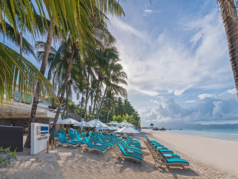 Henann Prime Beach Resort Balabag  Exterior foto Beach at the Shangri-La's Tanjung Rhu Resort
